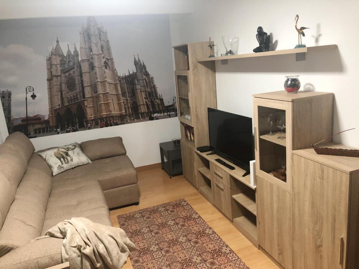 Apartamento Centrico En Leon Bagian luar foto